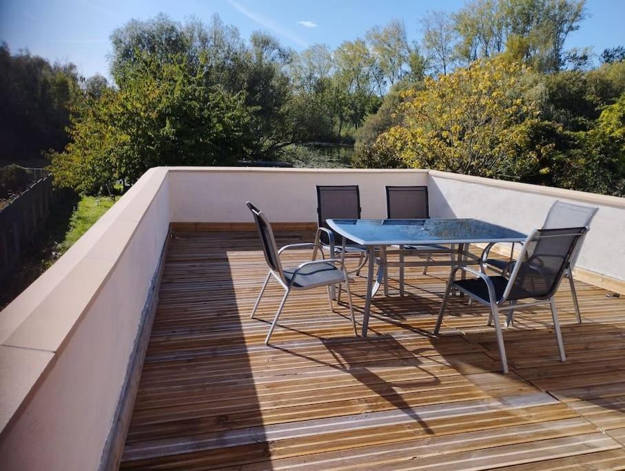 Ferienwohnung Agreable Maison Avec Parking Gratuit Amiens Exterior foto