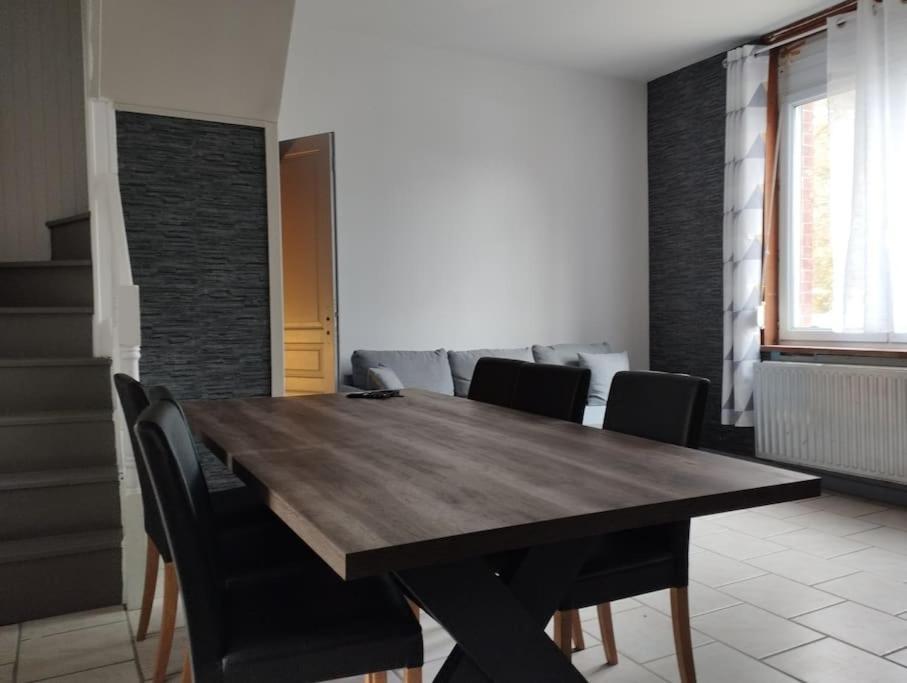 Ferienwohnung Agreable Maison Avec Parking Gratuit Amiens Exterior foto